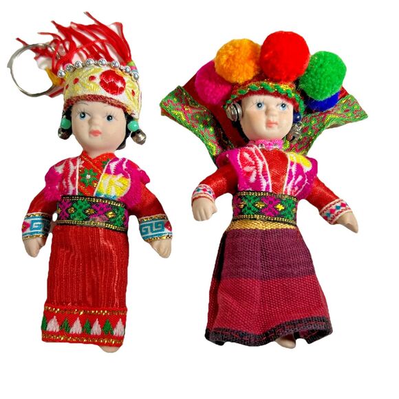 Unbranded Other - Vintage Pair Of Porcelain Jointed Colorful Ethnic Doll Keychains 4" - READ